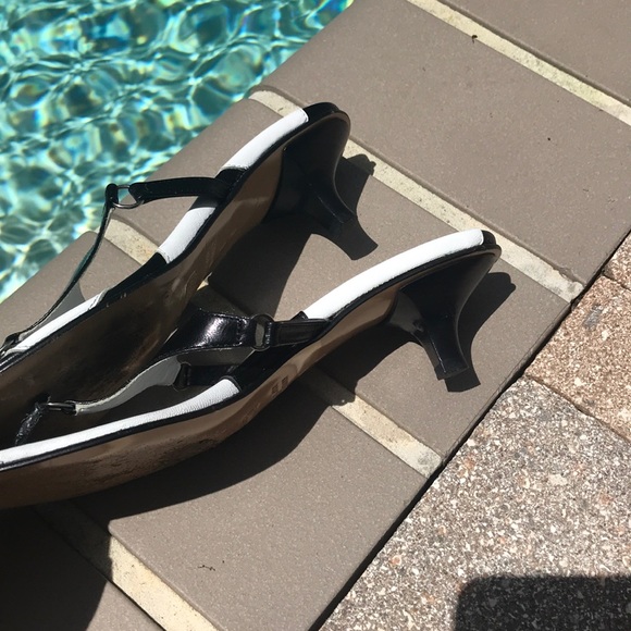 Coach Sandals 👡 - Picture 7 of 9